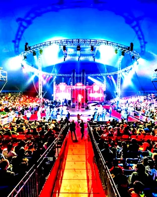 Garden Bros Nuclear Circus Fort Worth
